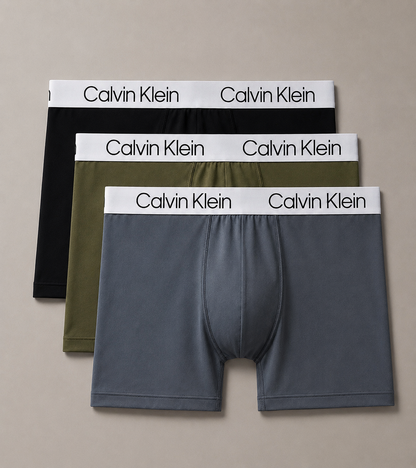 3 Boxers color surtido CK + 3 Pares de medias GRATIS